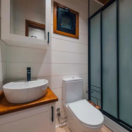 Feronia Resort Masukiye