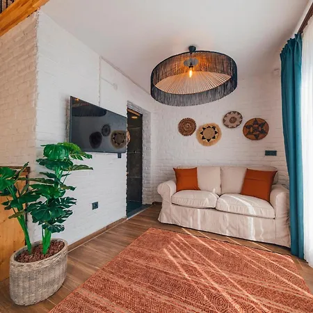 Feronia Resort Masukiye