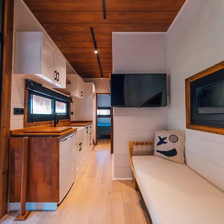 Feronia Θέρετρο